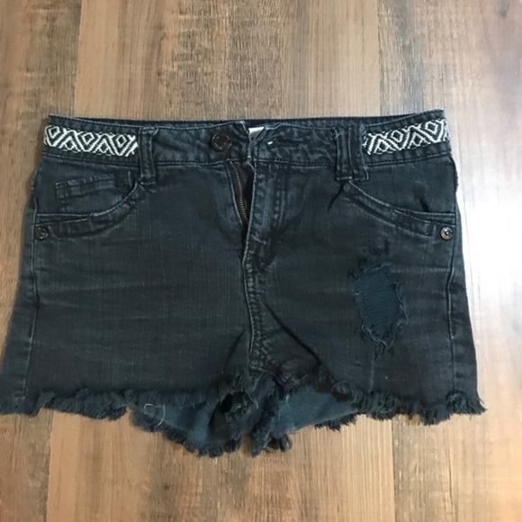 Jolt Black Distressed Denim Cutoffs Sz 5 - Picture 1 of 3